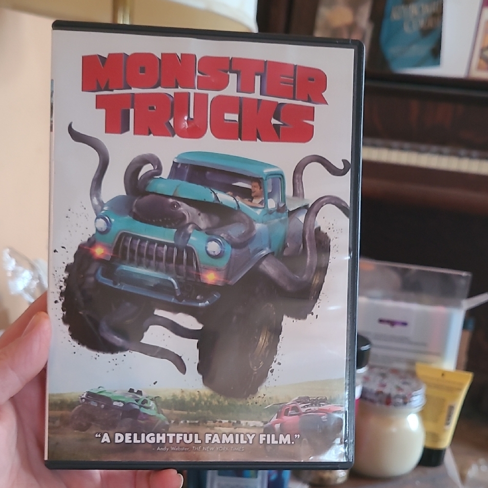 Monster Trucks DVD